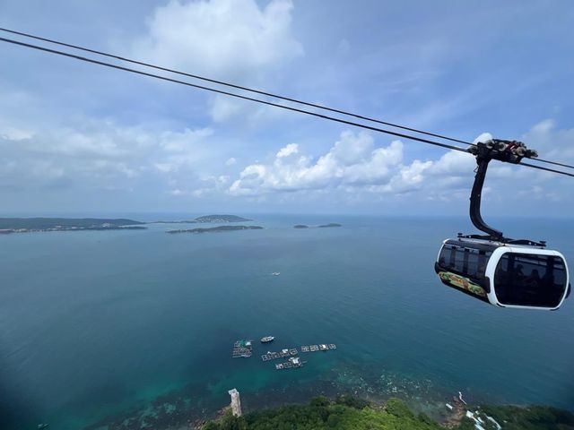 Most unique way to admire the sea, Phu Quoc cable car