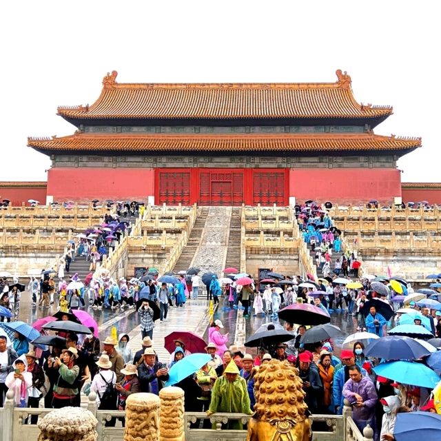 Capturing the Forbidden City in the Rain