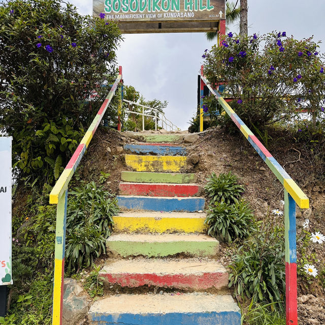 Majestic Views Await: Hiking Sosodikon Hill in Kundasang!