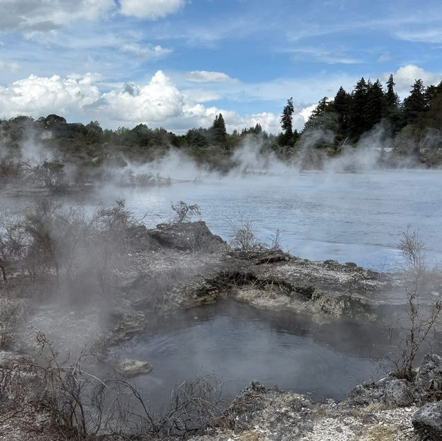 Earth's Fury Unleashed: A Breathtaking Visit to Waiotapu Thermal Wonderland