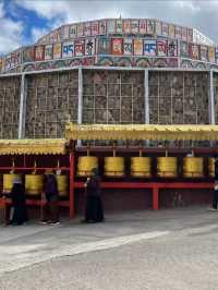 魅力西藏，藏傳佛教寺廟——贊丹寺。