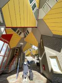 Yellow, Cube house and exciting architecture in Rotterdam 