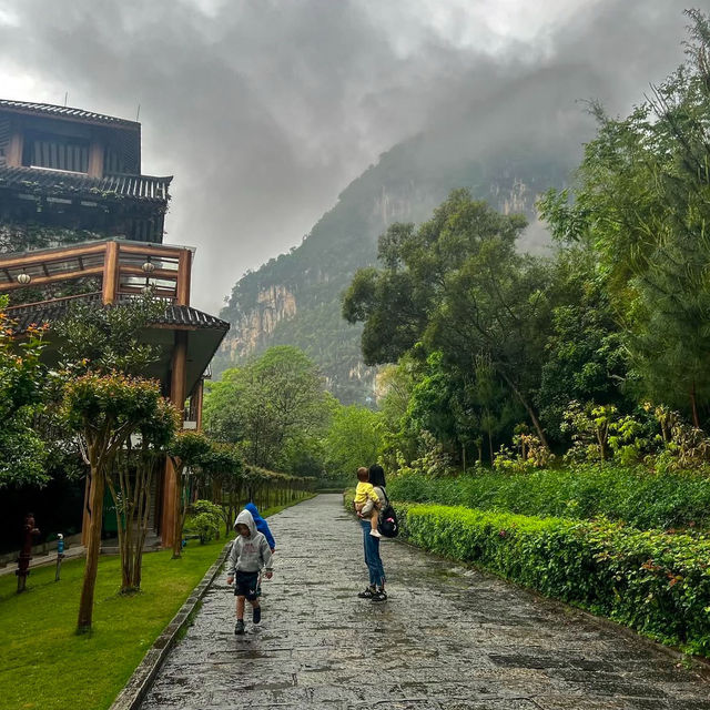 Yangshuo - misty mountains and delicious eats