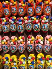 🇳🇱🎄Beautiful Colorful Clogs to take home🇳🇱🎄