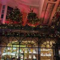 A Christmas Stroll Through London: Magic and Festivity in Every Corner