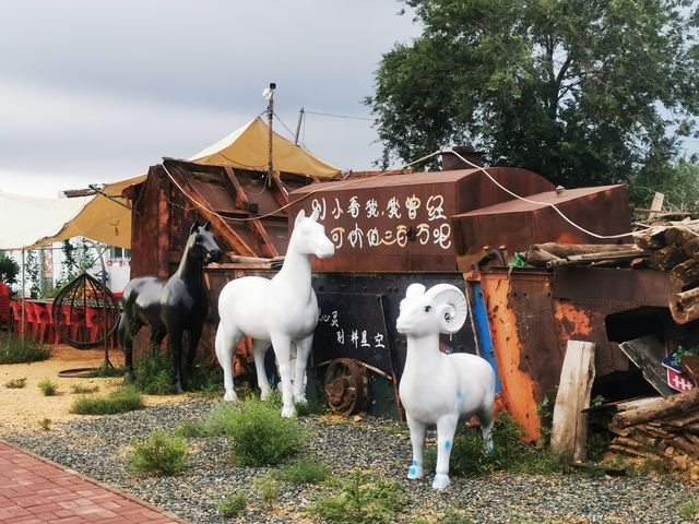 探索內蒙古包頭市東達山原創藝術區。