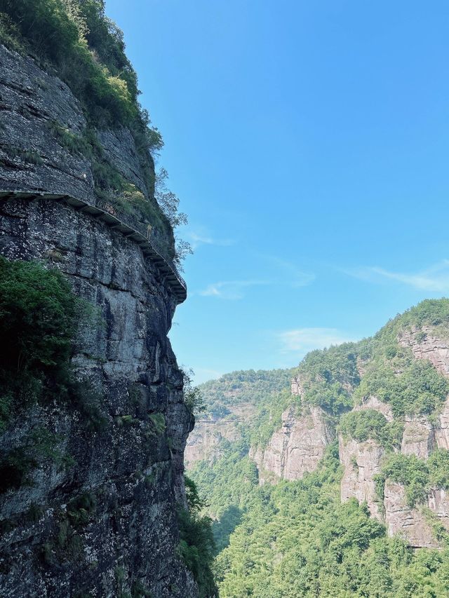 绍兴新昌十九峰丨"浙东张家界"。