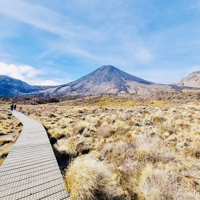 Hiking at Tongariro Alpine Crossing