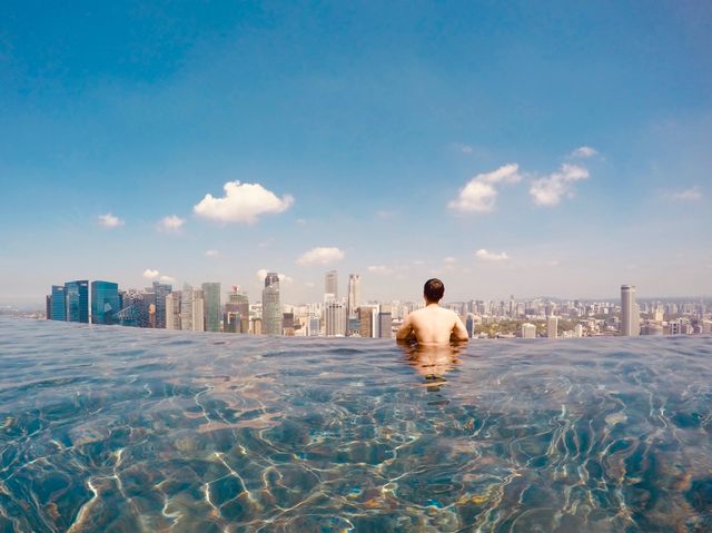 Rooftop Infinity Pool Guide