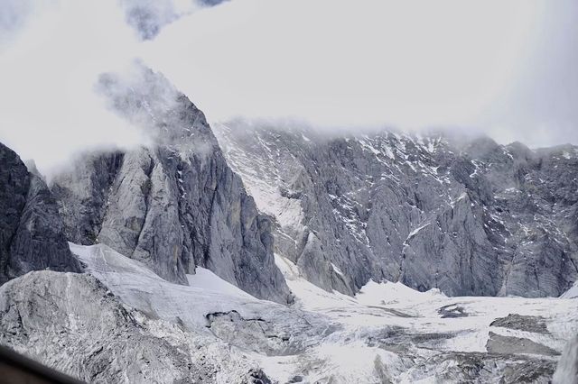 玉龍雪山