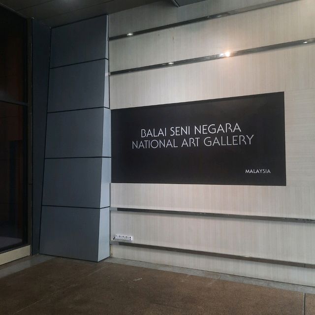 Self indulge in arts and history ♡ Balai Seni Negara