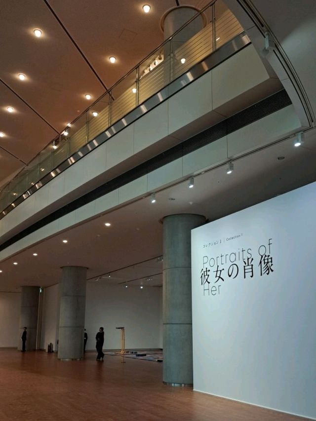 【国立国際美術館:大阪市北区】