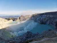 伊真火山和布羅莫火山