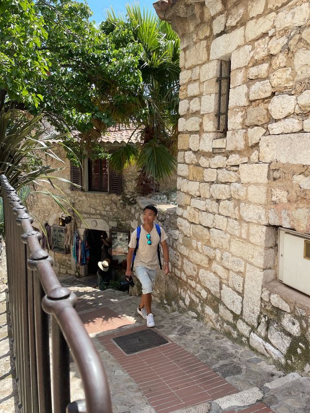 【南法Eze】中世紀特色建築，遊玩型旅行者