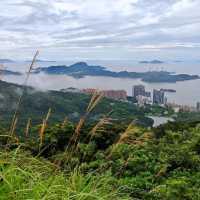 雨中行山 山頂花園