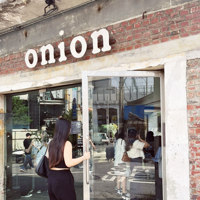 【韓国】観光客に大人気Cafe onion