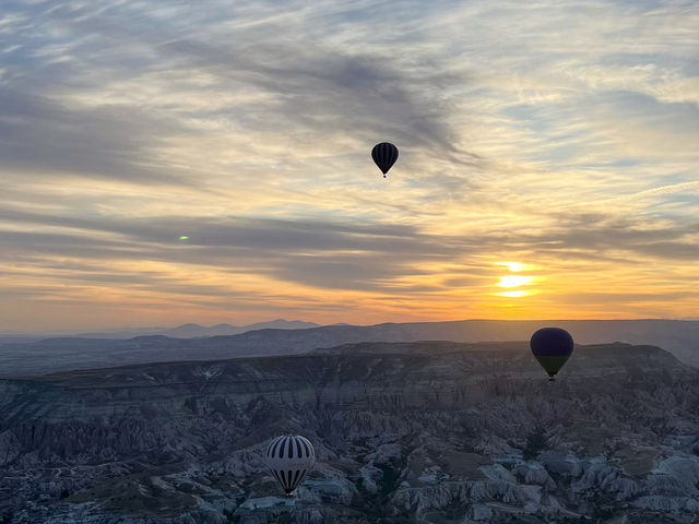 Soar Over Cappadocia: The Magic of Hot Air Ballooning in Turkey