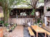 Wooden House Cafe คาเฟ่บ้านไม้ริมแม่น้ำลำปาง