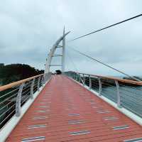 A Delightful Walk Across Saeyeon Bridge