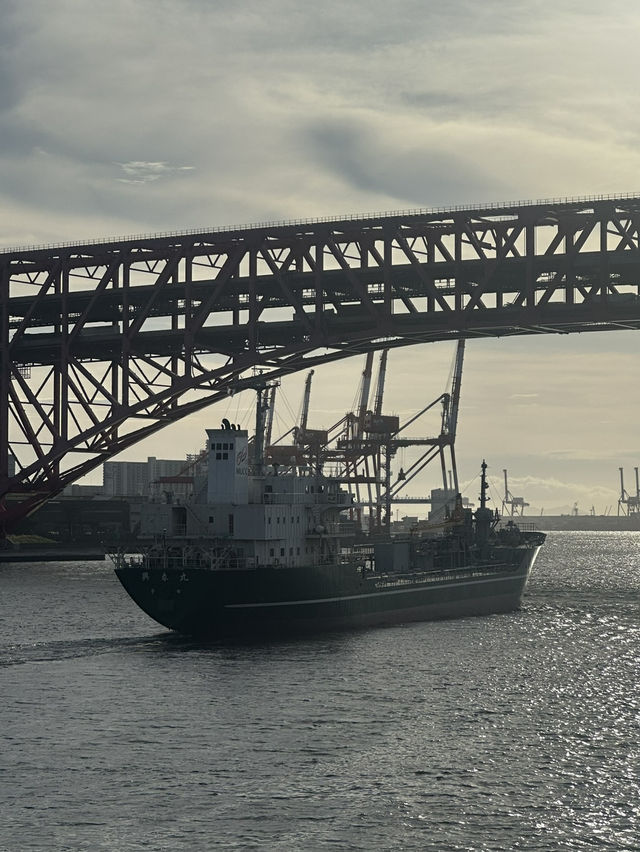 Experience Osaka’s Beauty from the Water on an Osaka Bay Boat Ride