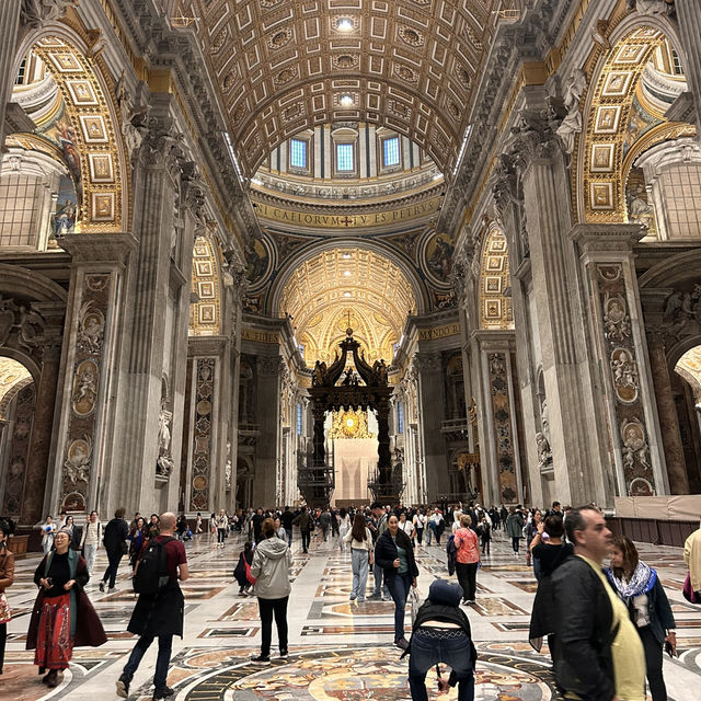 Entering the Vatican: worth the wai 