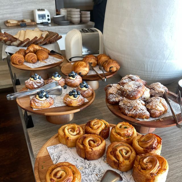 Delicious Breakfast with A view in Park Hyatt