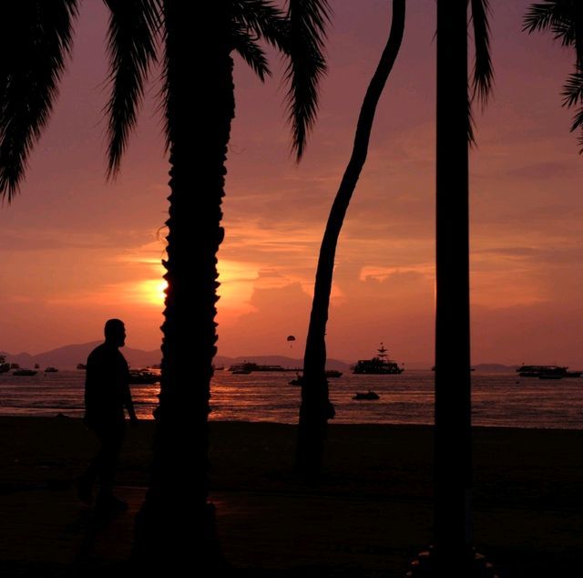 🇹🇭🇹🇭夕陽下的Pattaya🇹🇭🇹🇭🌄