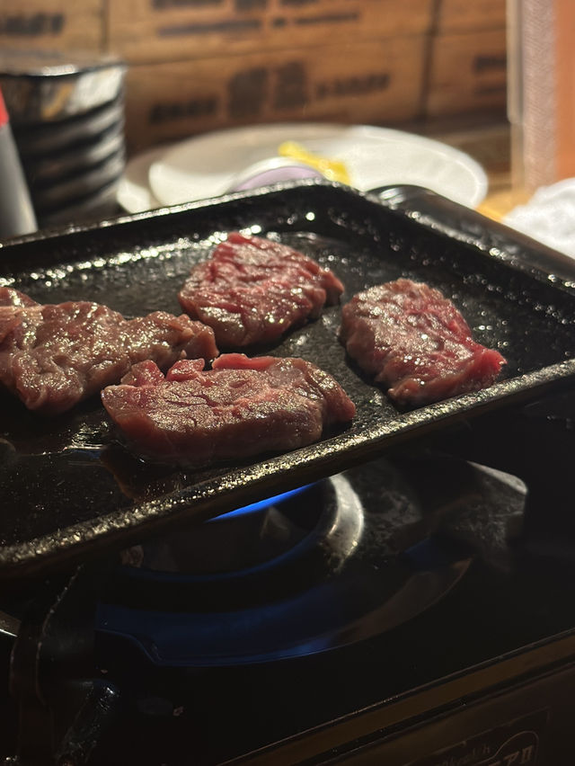 沖繩｜飯糰與烤物的完美搭配，滿足你的味蕾