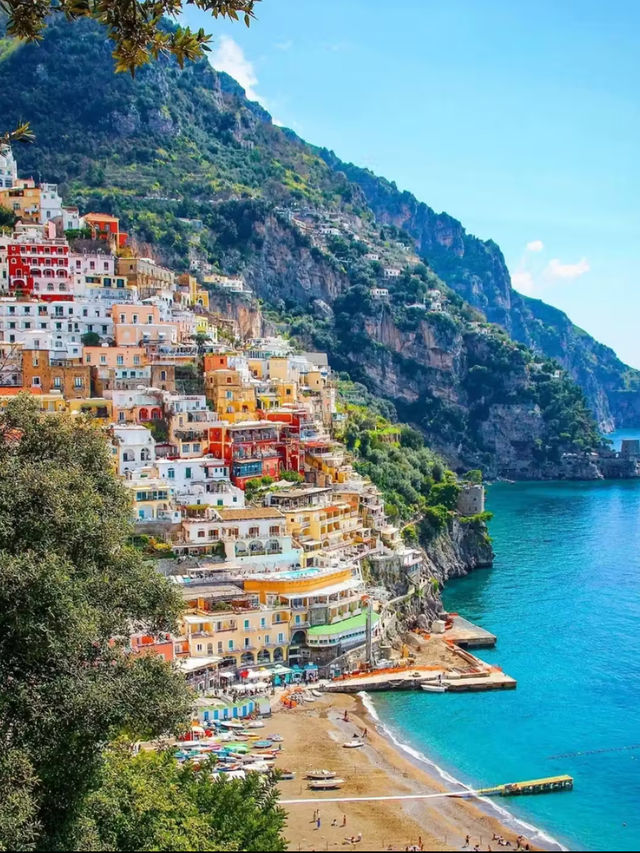 Amalfi from Italy  🇮🇹I cheerful living