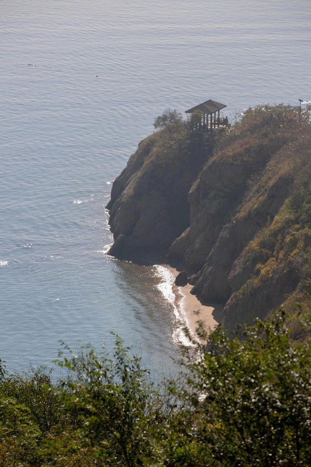 葫蘆島龍回頭景區：海畔的詩意畫卷