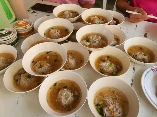 ก๋วยเตี๋ยว 3 บาท ก๋วยเตี๋ยวถูกที่สุดในเชียงใหม่