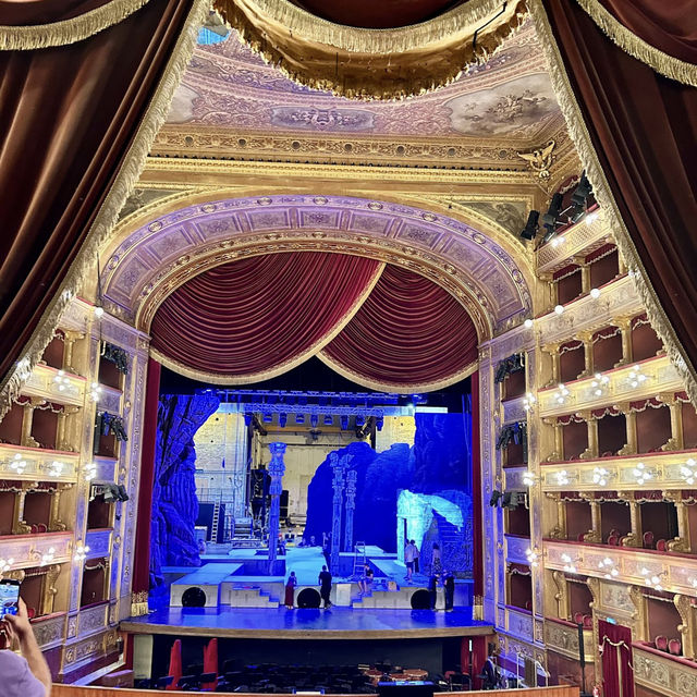 Experience Opera Grandeur at Teatro Massimo: Palermo’s Cultural Heart