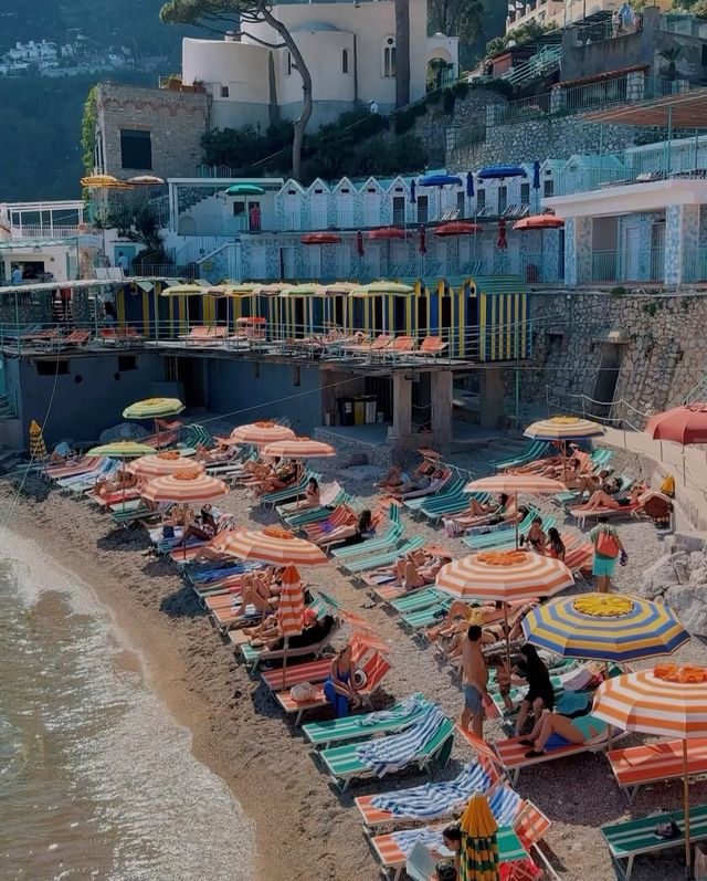 🏖️✨ Embracing the Rainbow: Captivating Colors of Capri! 🇮🇹🌈