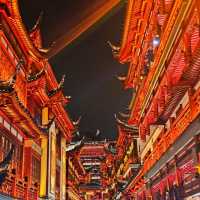 An Enchanting Evening at Yu Garden (豫园): Food, Shopping, and Nighttime Magic!