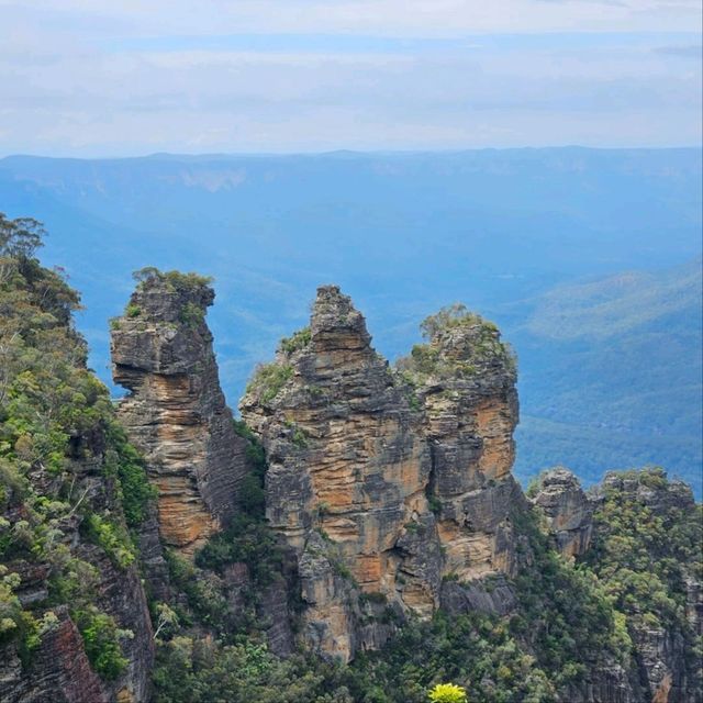 Stunning Views at Echo Point Lookout