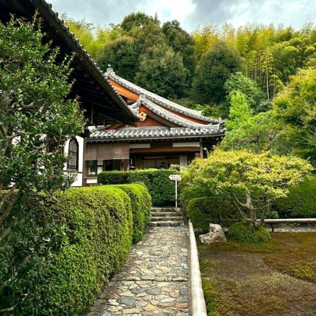 Kegonji Temple (Suzumushi-dera Temple)