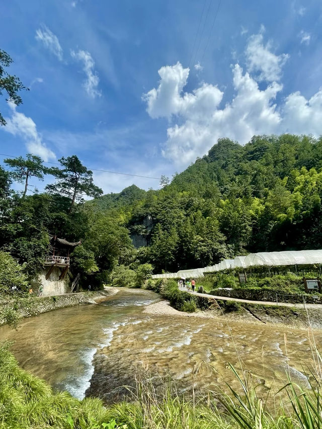 白水洋風景區：踏水尋夢，感受清涼仙境