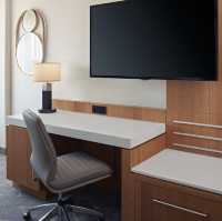 Convenient Comfort at Delta Hotels Calgary Airport