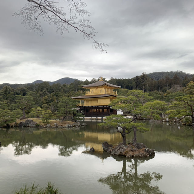 鹿苑金閣寺