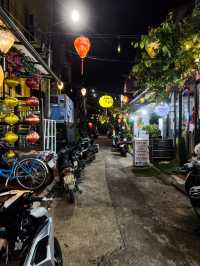 Millions silk lantern lights of Hoi An