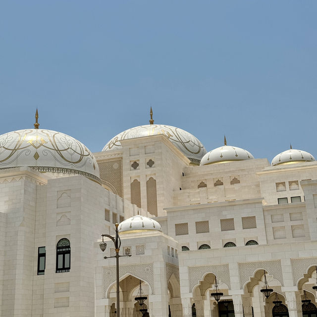 STEP INTO ROYAL SPLENDOR | EXPLORE QASR AL WATAN IN ABU DHABI