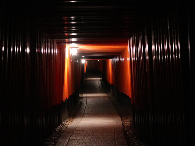 The Iconic Pathways of Fushimi Inari: Kyoto’s Must-See Shrine