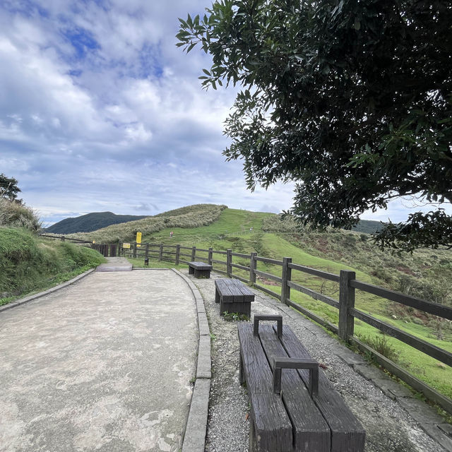 YANGMINGSHAN IS A MUST SEE ATTRACTIONS IN TAIPEI, TAIWAN