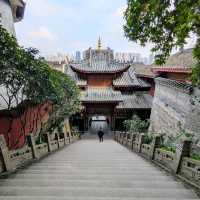 Baolun Temple at Ciqikou Ancient Town is a must-visit. 