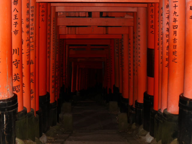 The Iconic Pathways of Fushimi Inari: Kyoto’s Must-See Shrine