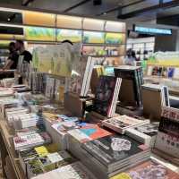 "Eslite Bookstore at Starhill: A Haven for Book Lovers and Culture Enthusiasts"