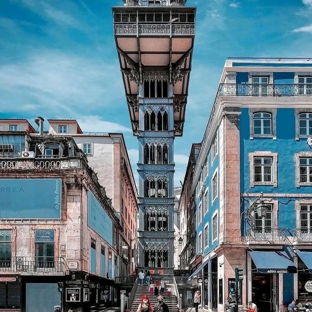 Lisbon's old houses 