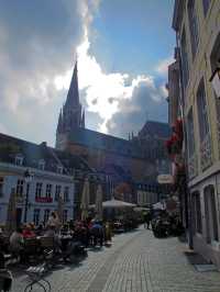 <一代梟雄長眠之處 - 亞琛大教堂 (Aachen Cathedral)>