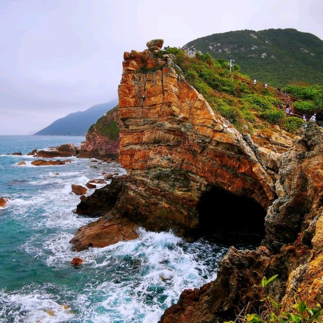 楊梅坑海岸步道•鹿嘴山莊海蝕崖