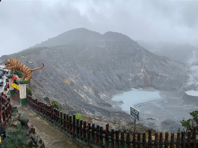 獨特火山體驗！玩轉印尼萬隆覆舟火山。